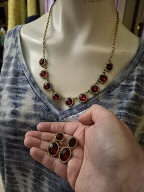 Vintage Faux Ruby Riviere Necklace & Clip On Earrings Set Gold Tone Demi Parure